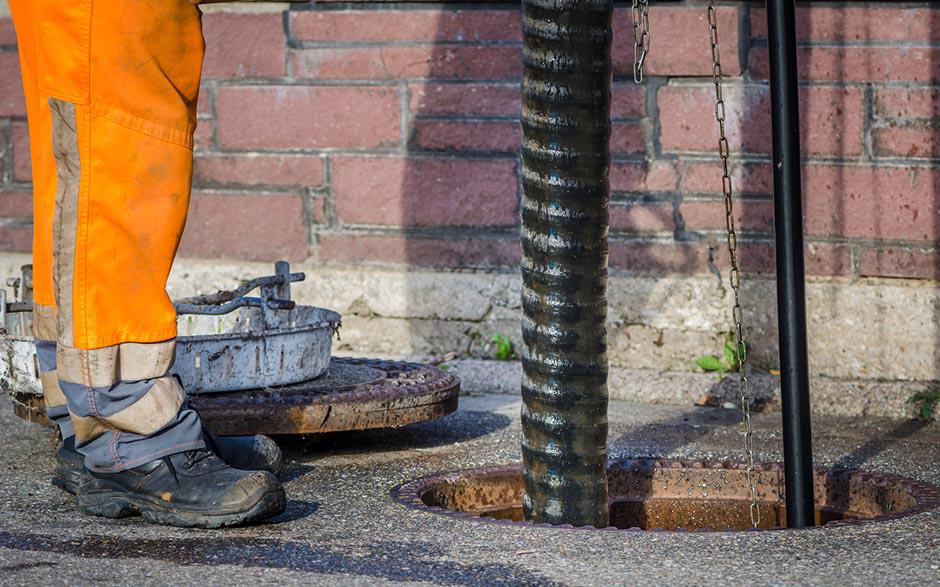 déboucheur canalisations Versailles